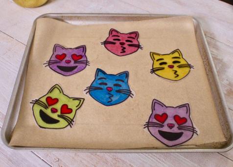 DIY Shrinky Dinks: Use Recycled Plastic To Make This Retro Craft