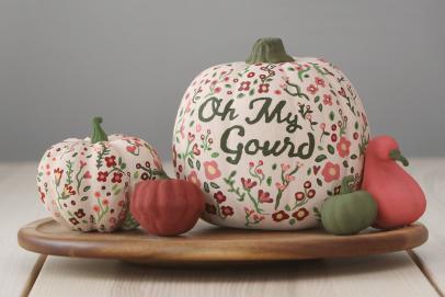 Beautiful Pumpkin Makeover With Dixie Belle Paints - White Lilac Farmhouse