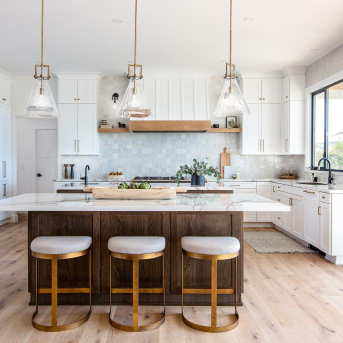 Laura Lochrin Interiors | HGTV