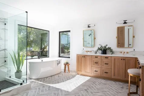 Transitional Bathroom Designs: Stunning Ideas for Timeless Elegance