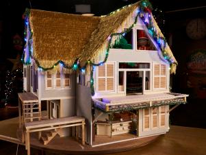 A Look Back: These Holiday Dollhouses Are Everything!