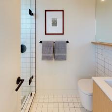 Contemporary Bathroom With Gray Towels