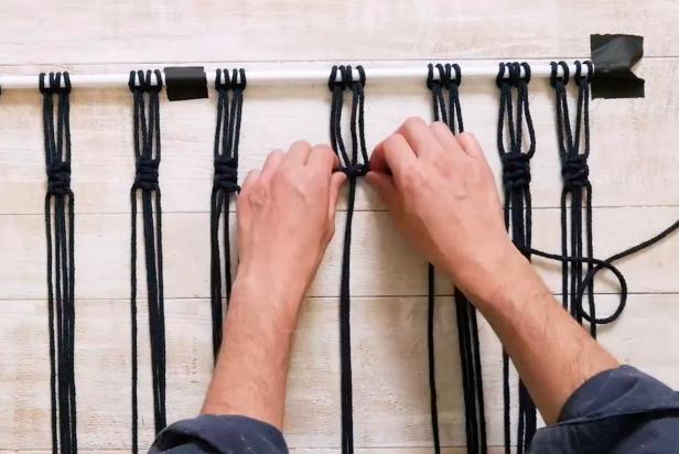Create the first row of square knots using the step-by-step guide.