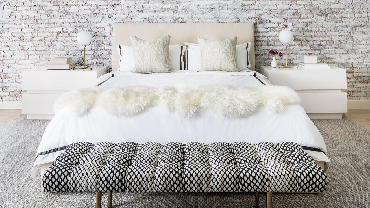 40 White Bedrooms That Are Anything But Boring