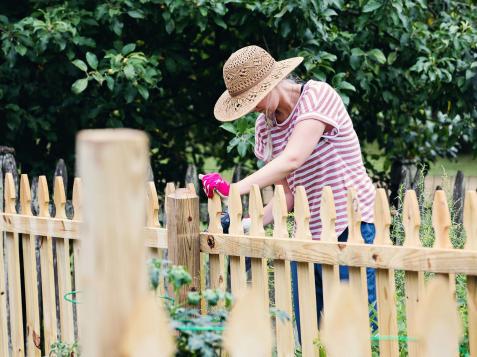 How to Build a Picket Fence
