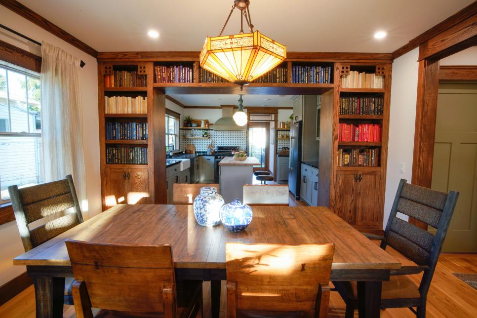 40 Interior Design Styles Defined Hgtv - Traditional Contemporary Home Decor Ideas