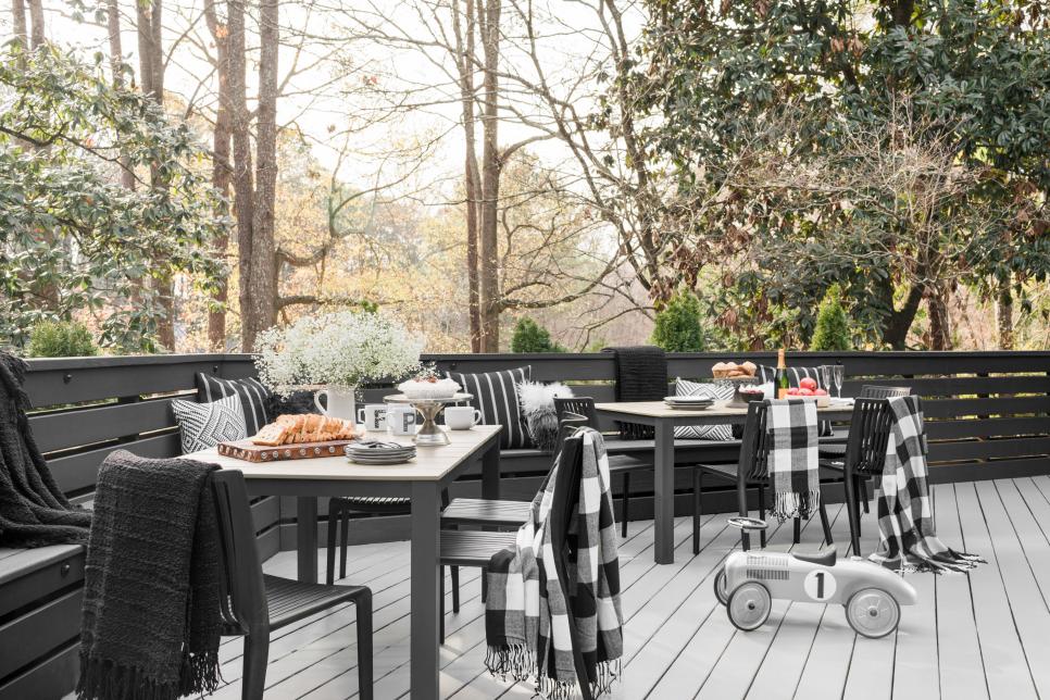 A Deck Designed for Dinner Parties