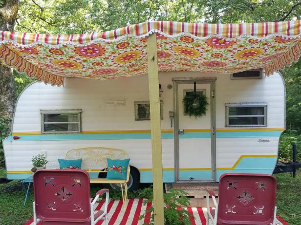 Blue & White Camper with Floral Awning in Missouri