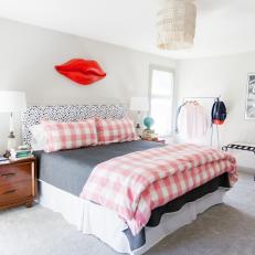 Eclectic Bedroom With Lip Art