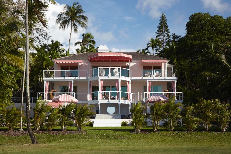 Bahamas Vacation Home Is Pretty in Pink
