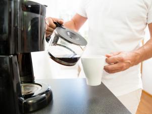<center>How to Clean a Coffee Maker With Vinegar