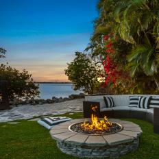 Outdoor Lounge With Fire Pit