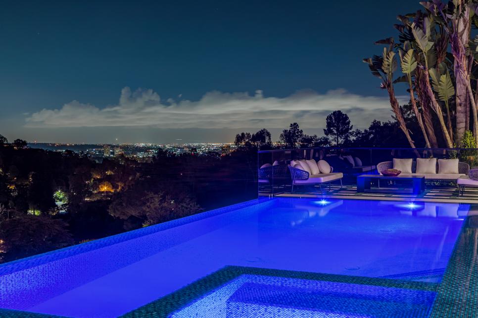 Hilltop LA Home Offers Views from Nearly Every Room | HGTV's Ultimate ...