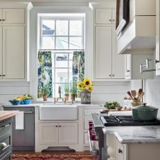 Farm Sink in Traditional Southern Kitchen