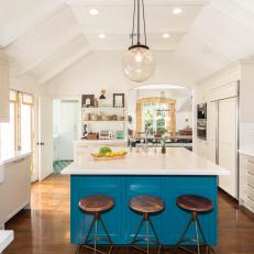 Farmhouse Kitchen With Modern Design Elements