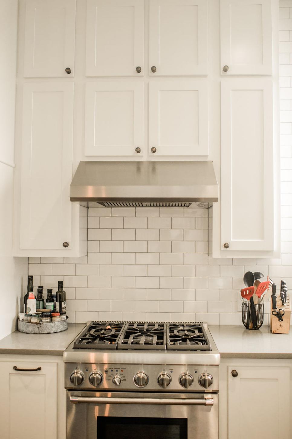 White Kitchen With Condiment Tray 