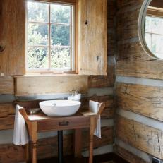 Rustic Log Cabin Bathroom