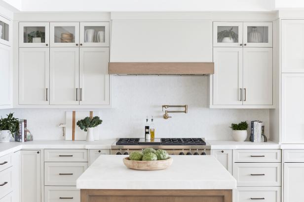 Pale Gray Cabinets in Graceful Coastal Kitchen