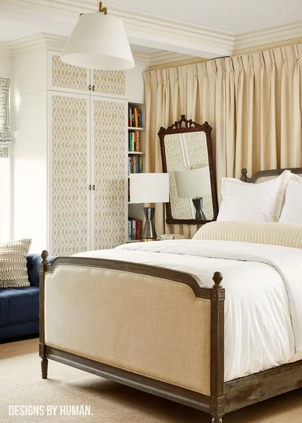 How to Hide Mirror in Bedroom: Clever Ideas for a Stylish Look