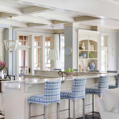 White-and-Blue Kitchen Combines Classic and Contemporary