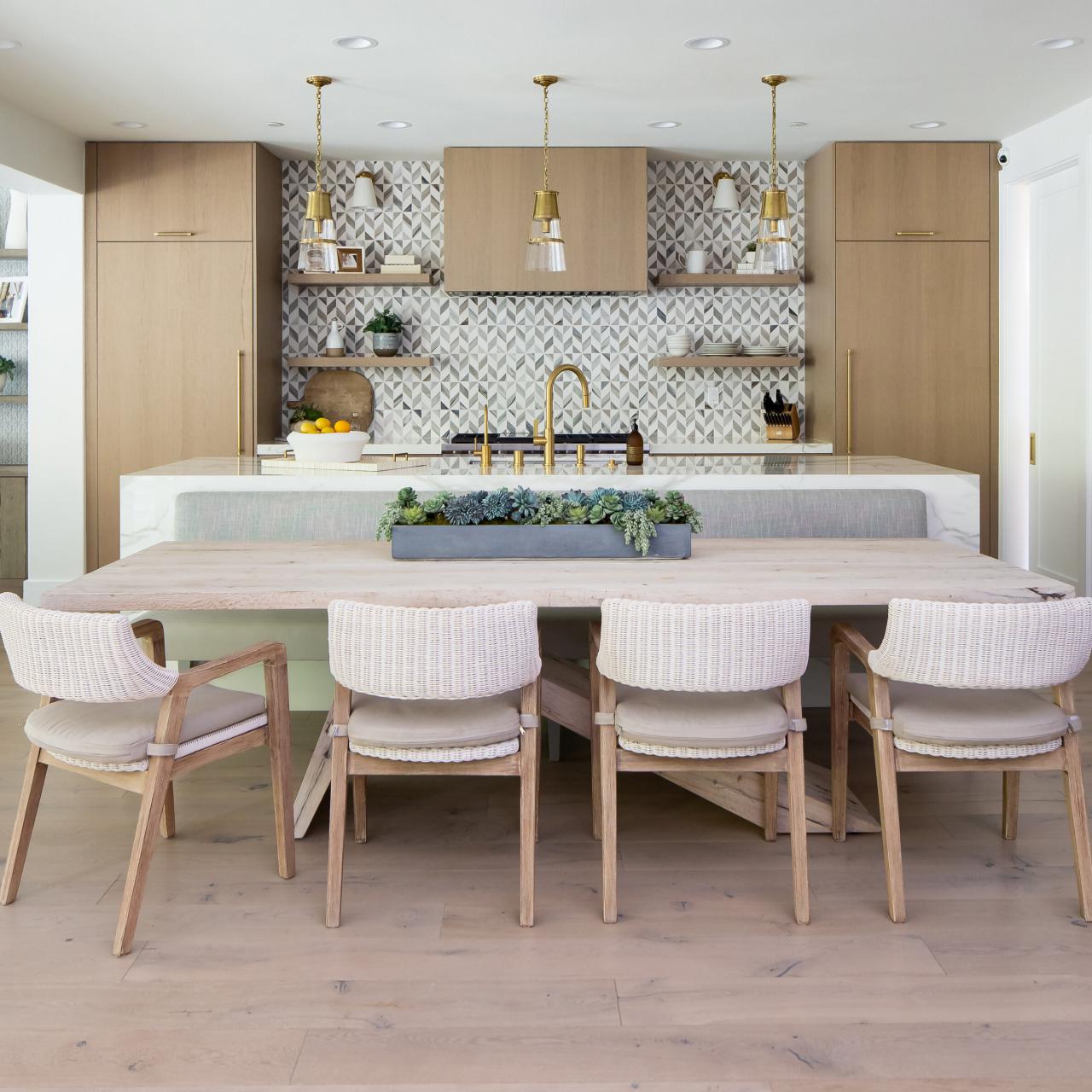 Best Kitchen Flooring Options Choose, Should Kitchen Be Tile Or Hardwood