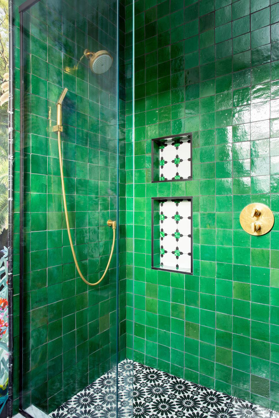 Shower Features Emerald Green Wall Tile, Emerald Green Tile