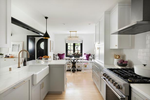 20 Small Kitchens That Prove Size Doesn't Matter  Small apartment kitchen, Small  kitchen layouts, Small modern kitchens