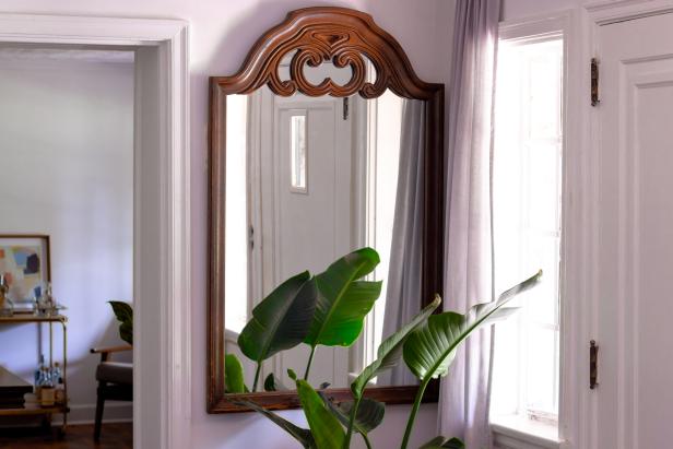How To Hang A Heavy Mirror With, How To Angle A Mirrors On Wall Without Nails