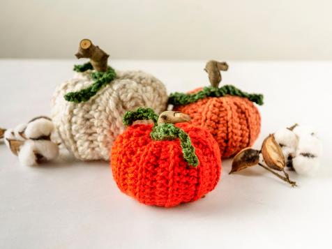 How to Make Cute Crochet Pumpkins for Fall