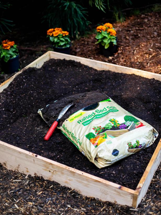 Filling Raised Garden Bed With Soil