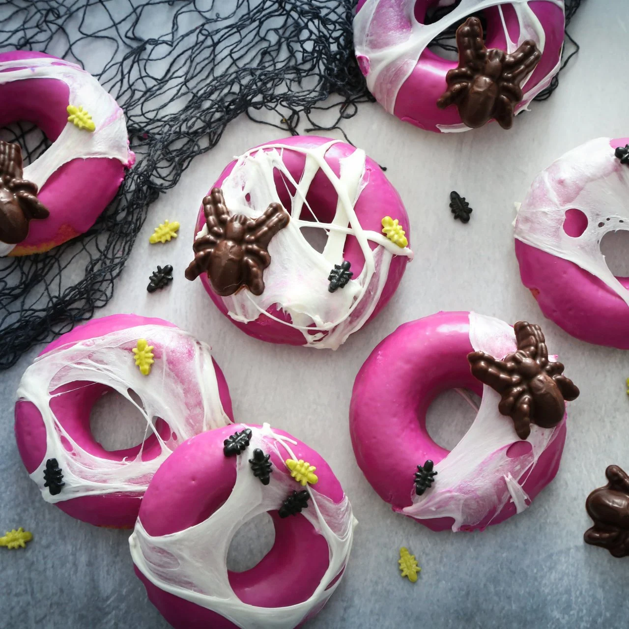 Halloween Dessert Idea: Marshmallow Spider Web Doughnuts | HGTV