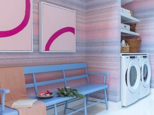 <center>15 Gorgeous Wallpaper Looks for Your Laundry Room