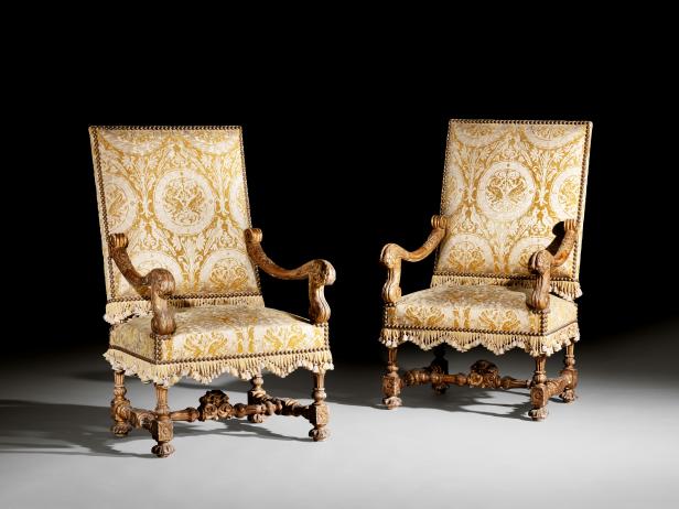 The Chairs of Kings : Louis XVI, XV, XIV - Clayton Gray Home