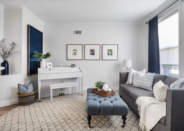 Living Room Color Ideas for White Furniture: Vibrant Hues