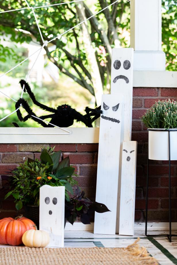 Funny Ghost Decorations for Halloween