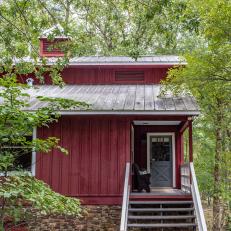 Red Country Guest House Exterior and Stairs
