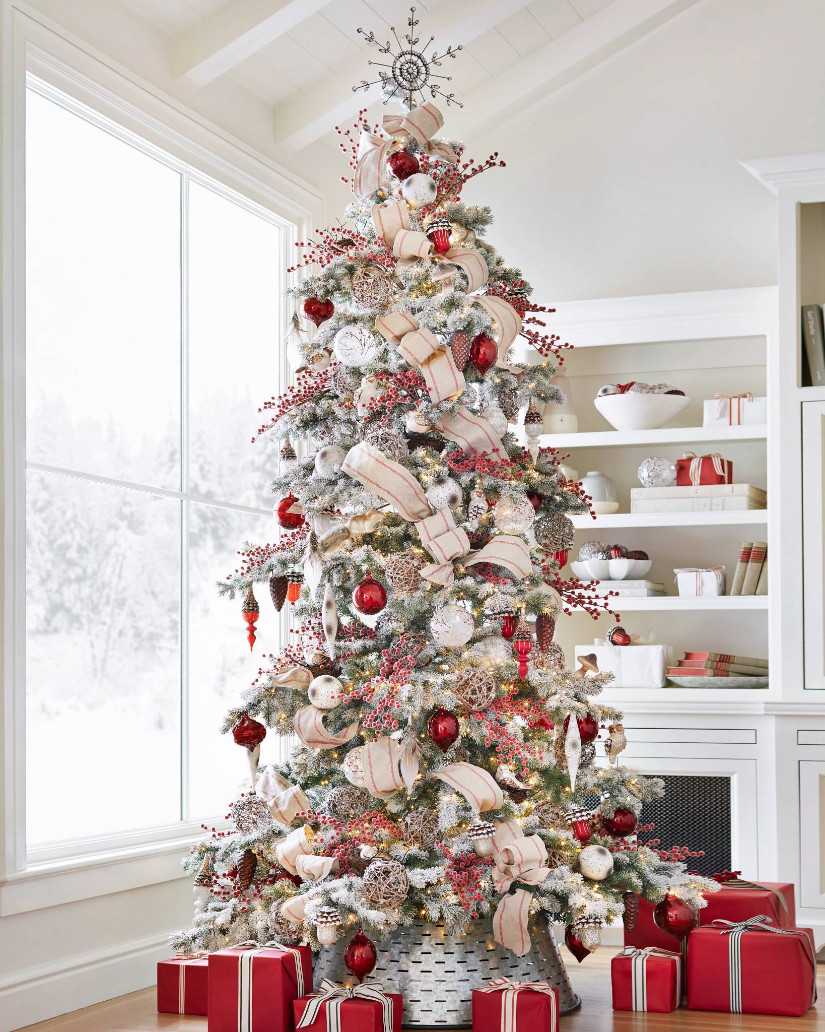 Xmas Gift Idea Women Sweatshirt Tstars Big White Distressed Christmas Tree