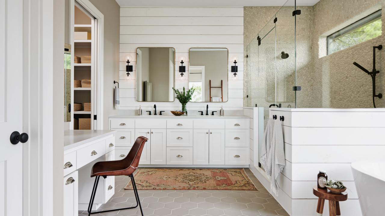 Modern farmhouse master shop bath