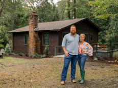 As seen on Home Town, the Edlin residence has been fully renovated by Ben and Erin Napier. The exterior now features all new siding, windows, and two custom built chairs by Ben Napier.