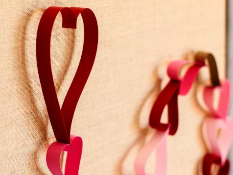 Easy-to-Make Valentine's Day Paper Chain Countdown Calendar