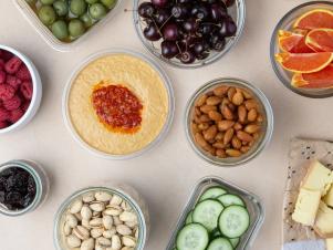 <center>10 Ways to Eat Healthier This Year