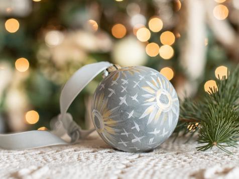 How to Craft Hand-Painted Christmas Ornaments