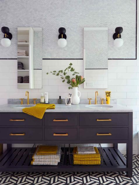 https://hgtvhome.sndimg.com/content/dam/images/hgtv/fullset/2021/10/18/0/RX_HGMAG096_Austin-01.jpg.rend.hgtvcom.476.635.suffix/1634588539607.jpeg