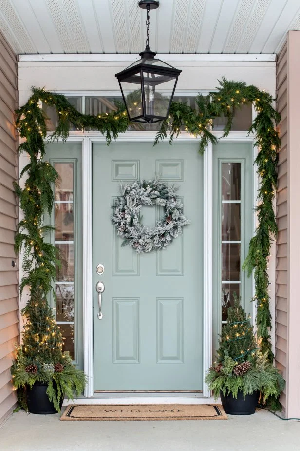 How to Hang Christmas Garland Around the Front Door | HGTV