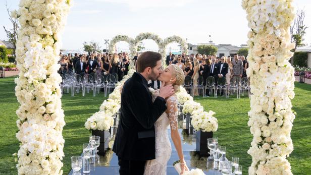 Get an Inside Look at Tarek El Moussa + Heather Rae Young's Gorgeous Wedding