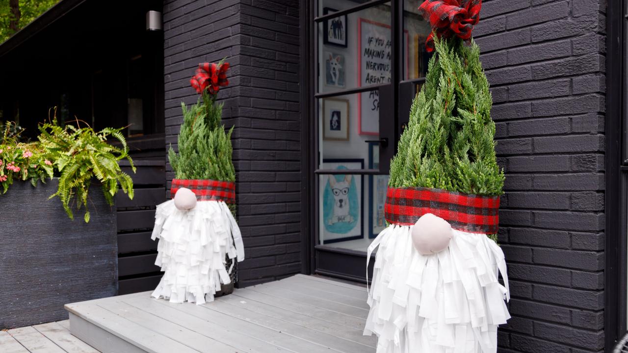 Learn How to Make a Gnome Beard  Christmas decor diy, Christmas diy, Diy  christmas ornaments