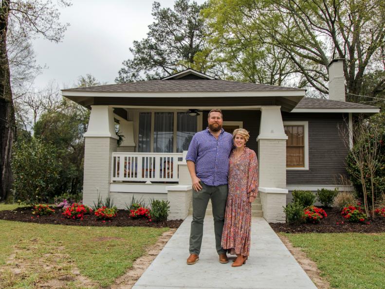 As seen on Home Town, the Ross residence which was renovated by Ben and Erin Napier now features a refreshed exterior. Updates include new paint, railing and landscaping.