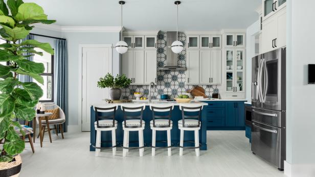It's No Surprise That We're Obsessed With the HGTV Smart Home Kitchen