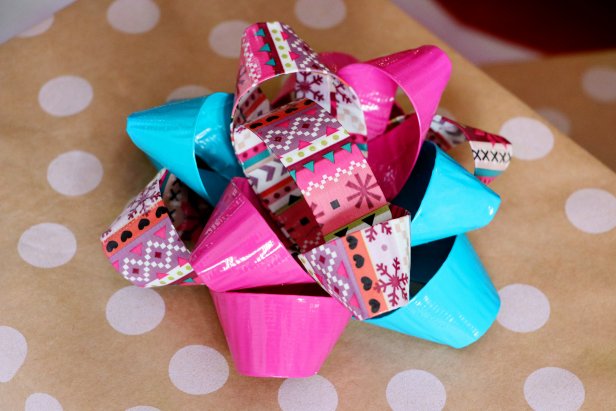 Make bigger or smaller bows the same way, by adjusting the measurements but keeping the ratios between them even. Try using different colors to match any color scheme you like!