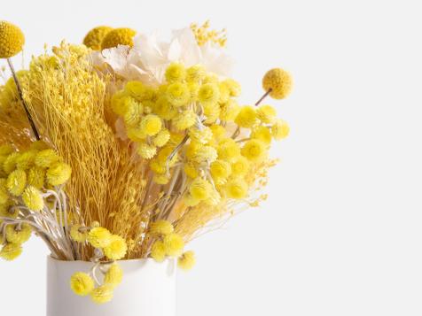 These Dried Floral Bouquets Make Beauty Last Forever (And They Make Great Gifts!)